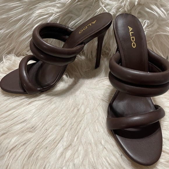 ALDO brown heels - Picture 4 of 6